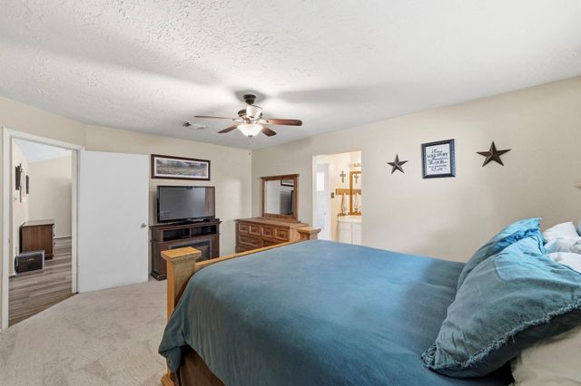 5603 Lynngate Drive, Spring, TX 77373