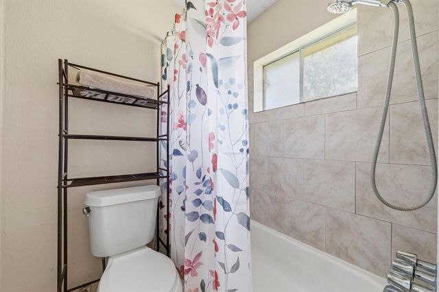 5603 Lynngate Drive, Spring, TX 77373