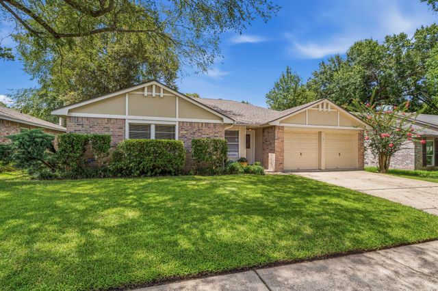 5603 Lynngate Drive, Spring, TX 77373