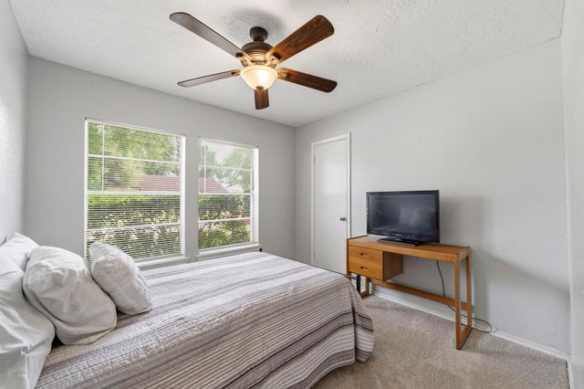 5603 Lynngate Drive, Spring, TX 77373