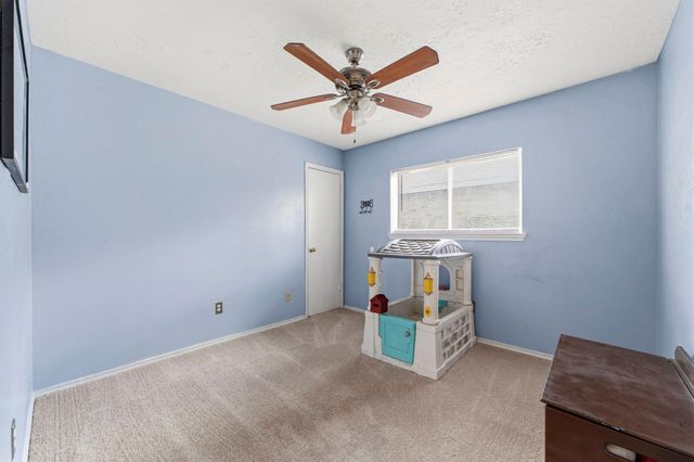 5603 Lynngate Drive, Spring, TX 77373