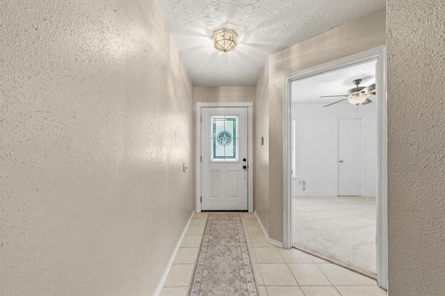 5603 Lynngate Drive, Spring, TX 77373