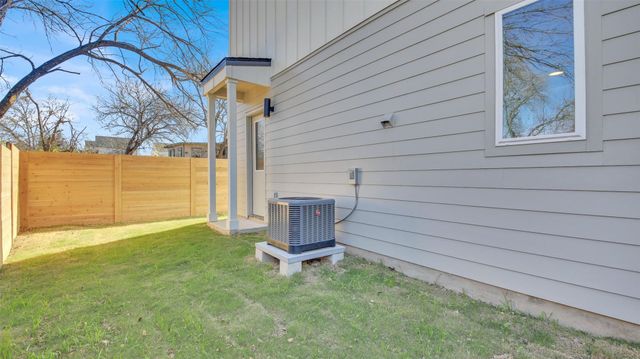 6119 Atwood ST 3, Austin, TX 78741