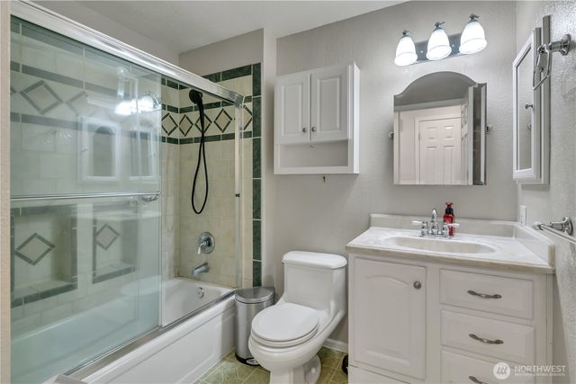 983 NE Melia Lane, Bremerton, WA 98311
