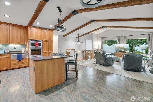 983 NE Melia Lane, Bremerton, WA 98311
