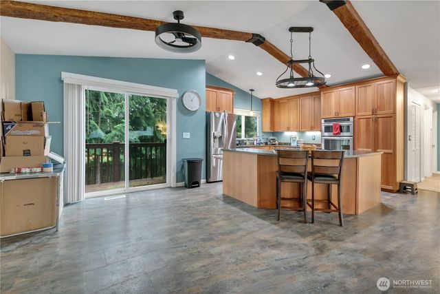 983 NE Melia Lane, Bremerton, WA 98311