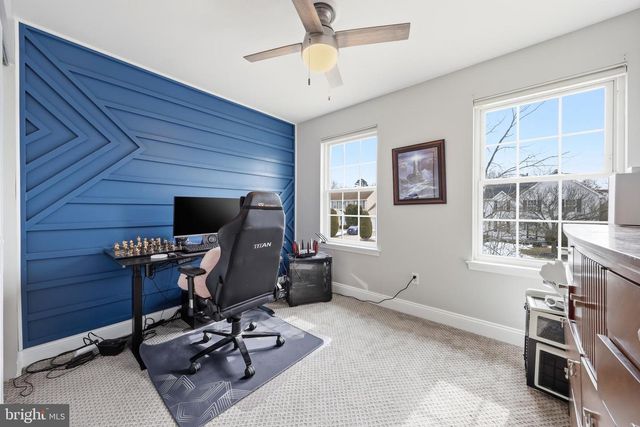 16 MULBERRY ST, Sicklerville, NJ 08081