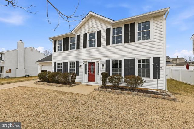 16 MULBERRY ST, Sicklerville, NJ 08081