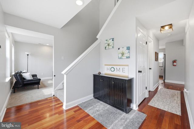 16 MULBERRY ST, Sicklerville, NJ 08081