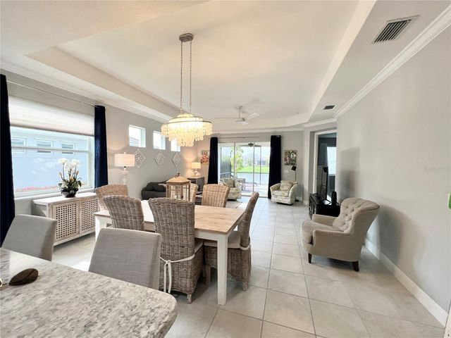 2946 TRUSTEE AVENUE, Sarasota, FL 34243