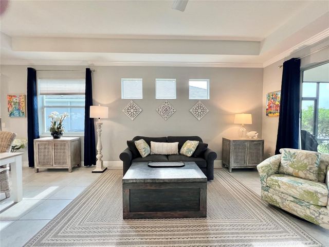 2946 TRUSTEE AVENUE, Sarasota, FL 34243