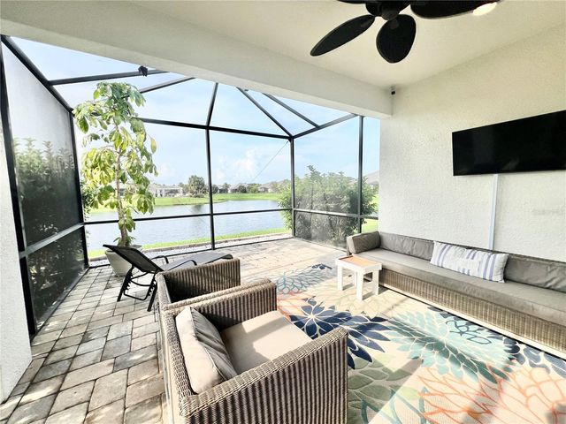 2946 TRUSTEE AVENUE, Sarasota, FL 34243