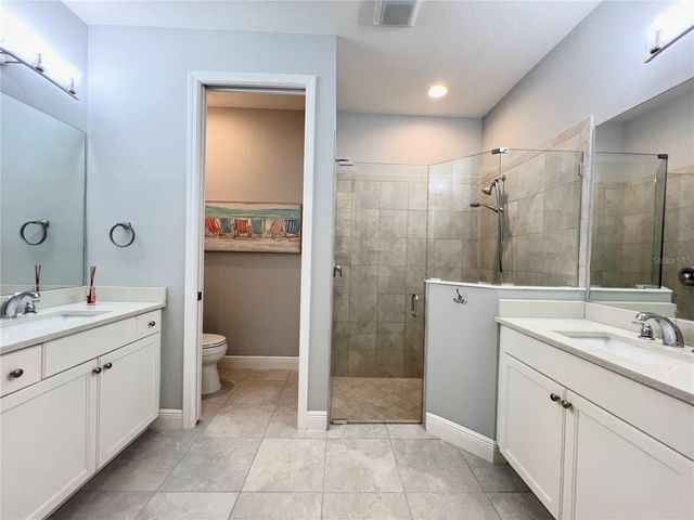 2946 TRUSTEE AVENUE, Sarasota, FL 34243