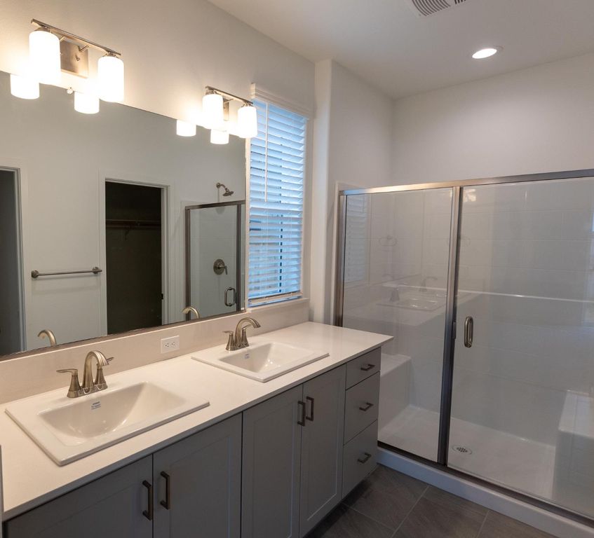 Image 7 of property listing at 4178 Agnes Lane, Madera, CA 93636