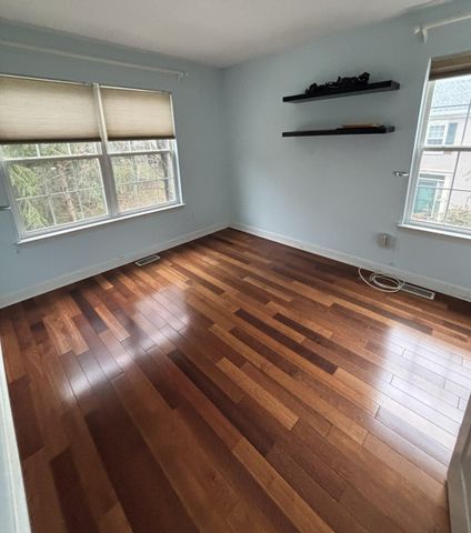 2002 S BRANCH DR, Whitehouse Station, NJ 08889