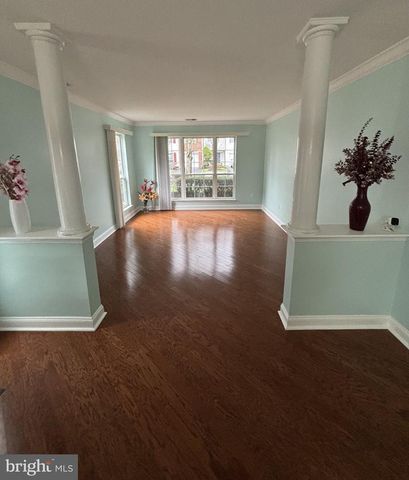 2002 S BRANCH DR, Whitehouse Station, NJ 08889