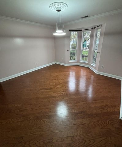 2002 S BRANCH DR, Whitehouse Station, NJ 08889