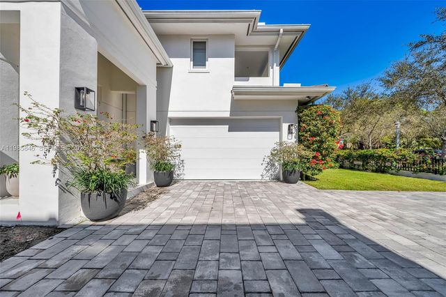 3510 Segovia St 3510, Coral Gables, FL 33134