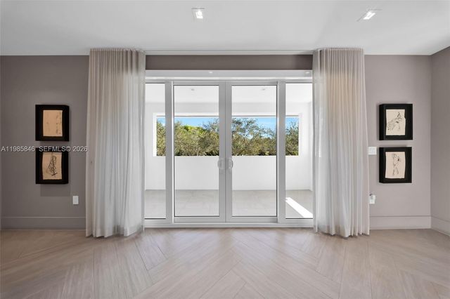 3510 Segovia St 3510, Coral Gables, FL 33134