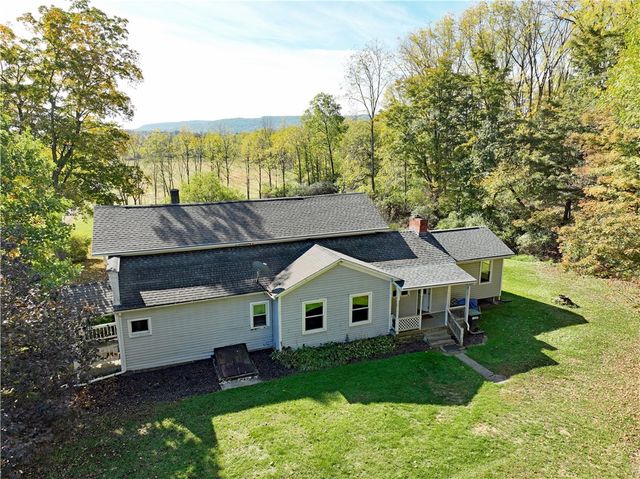 93 Prospect Hill Road, Horseheads, NY 14845