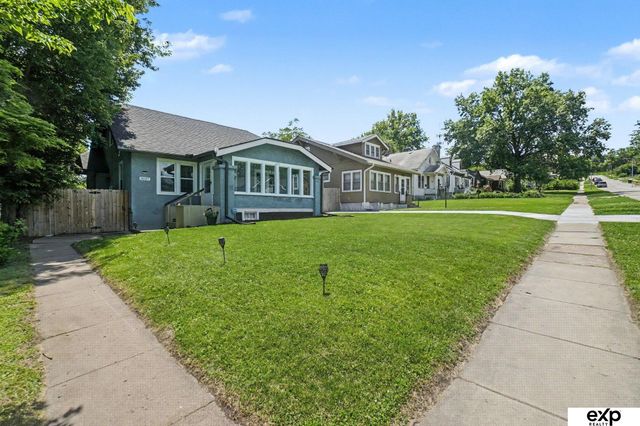 3027 Arcadia Avenue, Omaha, NE 68111