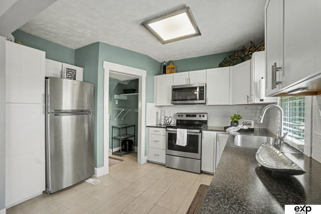 3027 Arcadia Avenue, Omaha, NE 68111