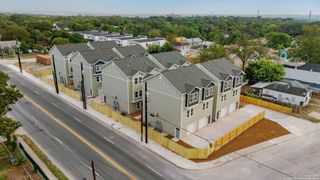 1510 S Walters 103,104, San Antonio, TX 78210