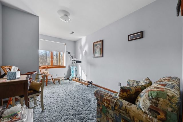 6122 Frederick Avenue NE, Alliance, OH 44601