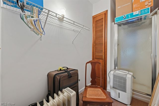 6122 Frederick Avenue NE, Alliance, OH 44601