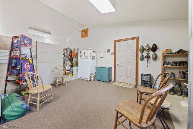 6122 Frederick Avenue NE, Alliance, OH 44601