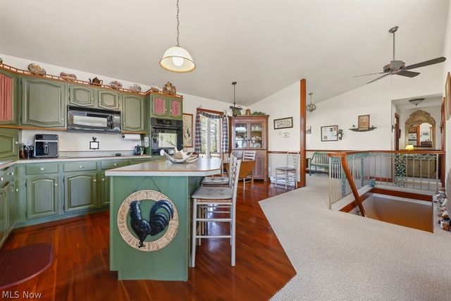 6122 Frederick Avenue NE, Alliance, OH 44601