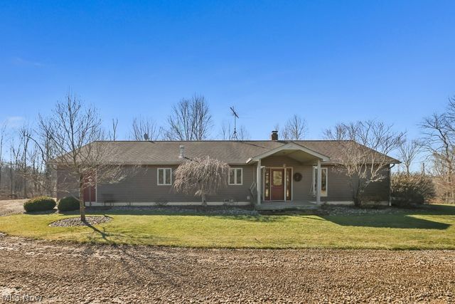 6122 Frederick Avenue NE, Alliance, OH 44601