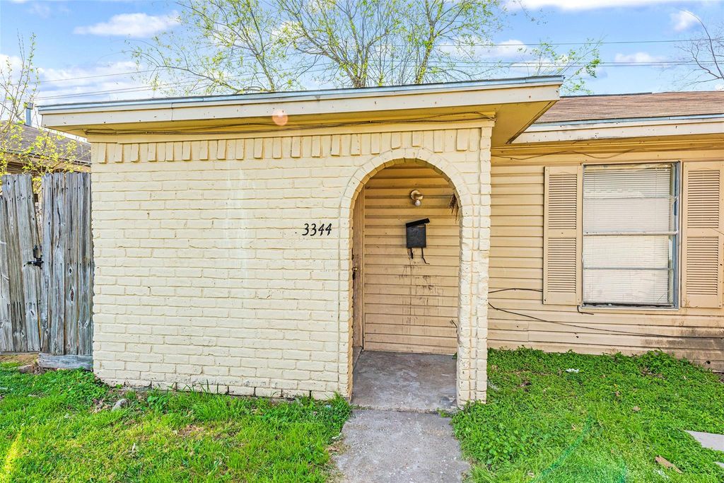 3344 Scotch Moss Lane, La Porte, TX 77571