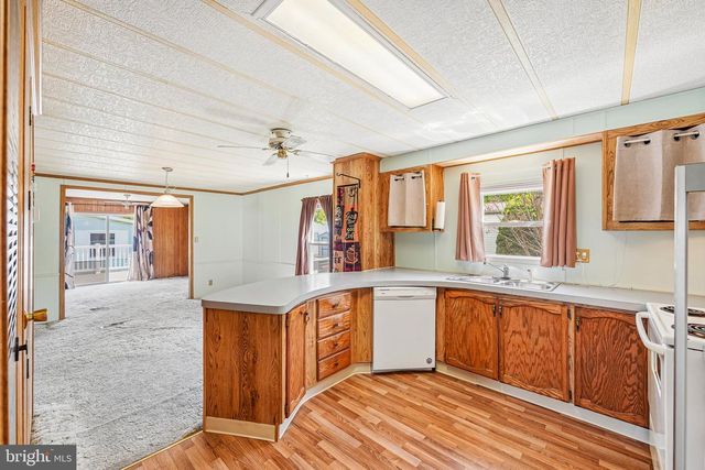 713 CYPRESS CT, North Wales, PA 19454