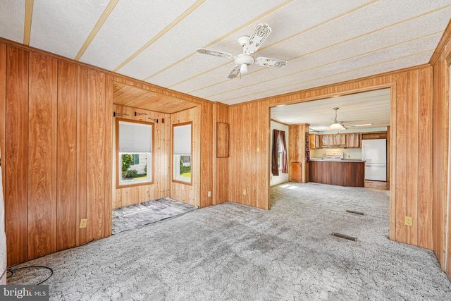 713 CYPRESS CT, North Wales, PA 19454