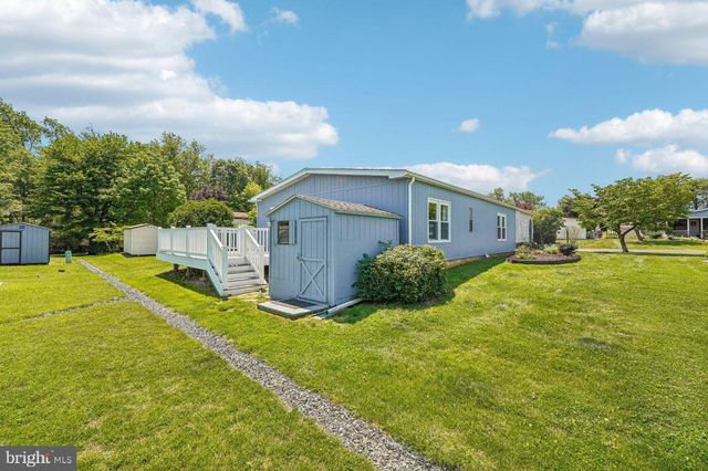 713 CYPRESS CT, North Wales, PA 19454
