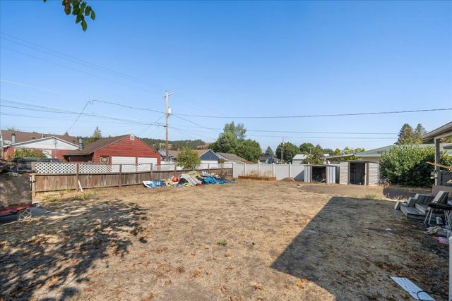 4017 E Buckeye Ave, Spokane, WA 99217