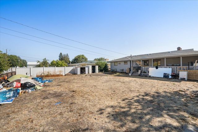 4017 E Buckeye Ave, Spokane, WA 99217