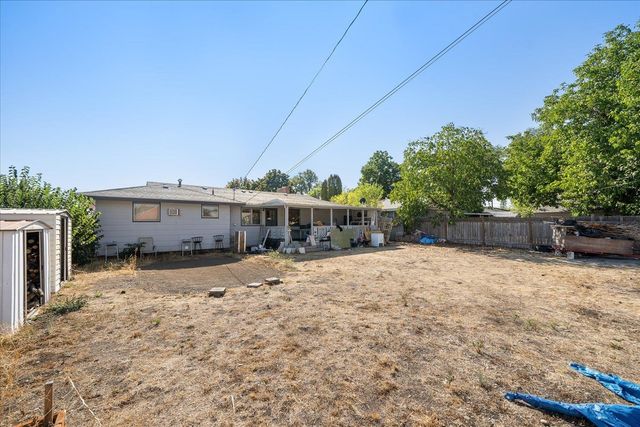 4017 E Buckeye Ave, Spokane, WA 99217