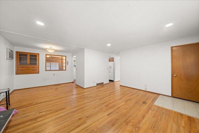 4017 E Buckeye Ave, Spokane, WA 99217