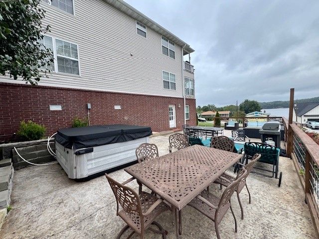 16597 Birch Lane, Rogers, AR 72756