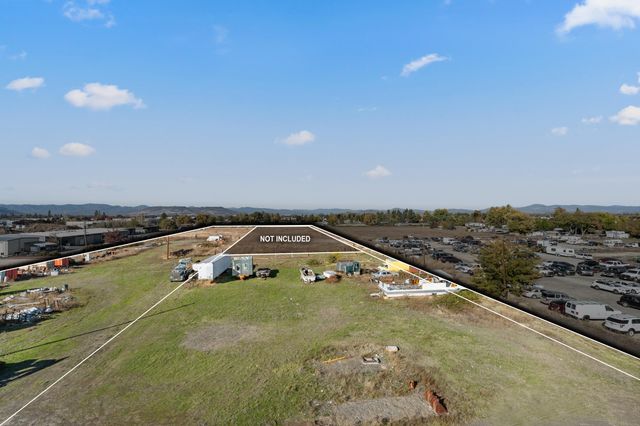 579 E Vilas Road, Central Point, OR 97502