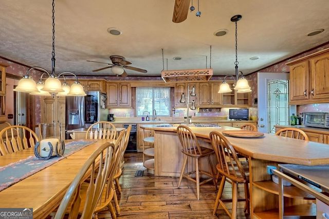2734 Hidden Valley Road, Hiawassee, GA 30546