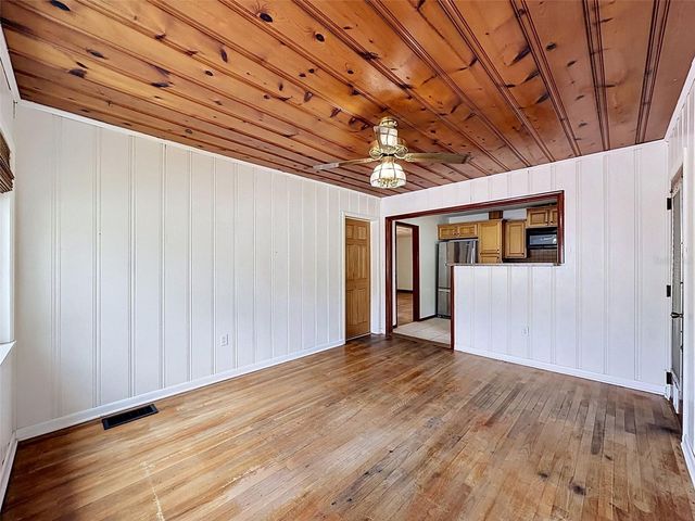 2518 W NORTH STREET, Tampa, FL 33614