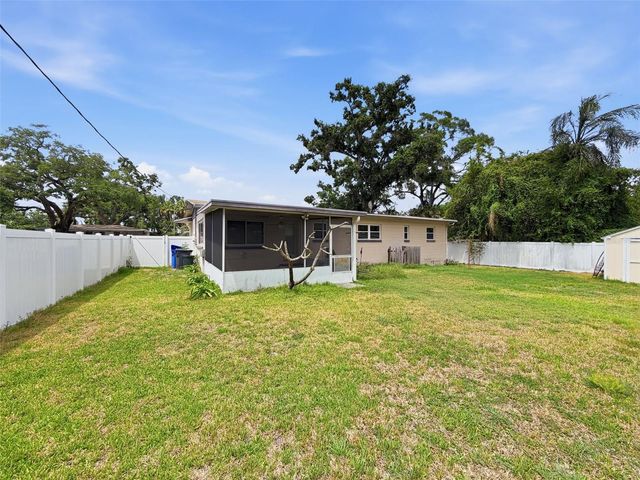 2518 W NORTH STREET, Tampa, FL 33614