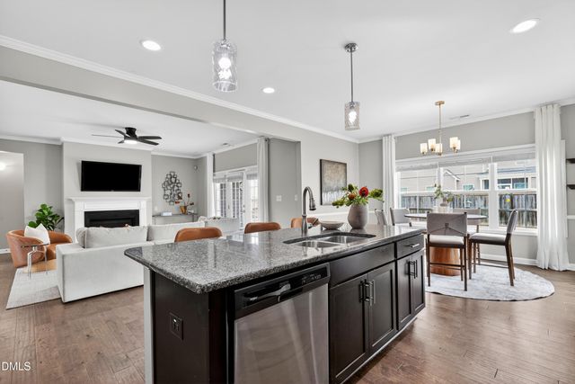 130 Fullcrest Court, Raeford, NC 28376