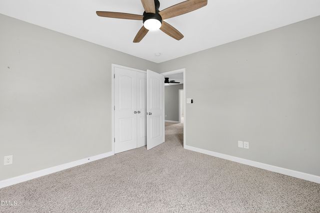 130 Fullcrest Court, Raeford, NC 28376