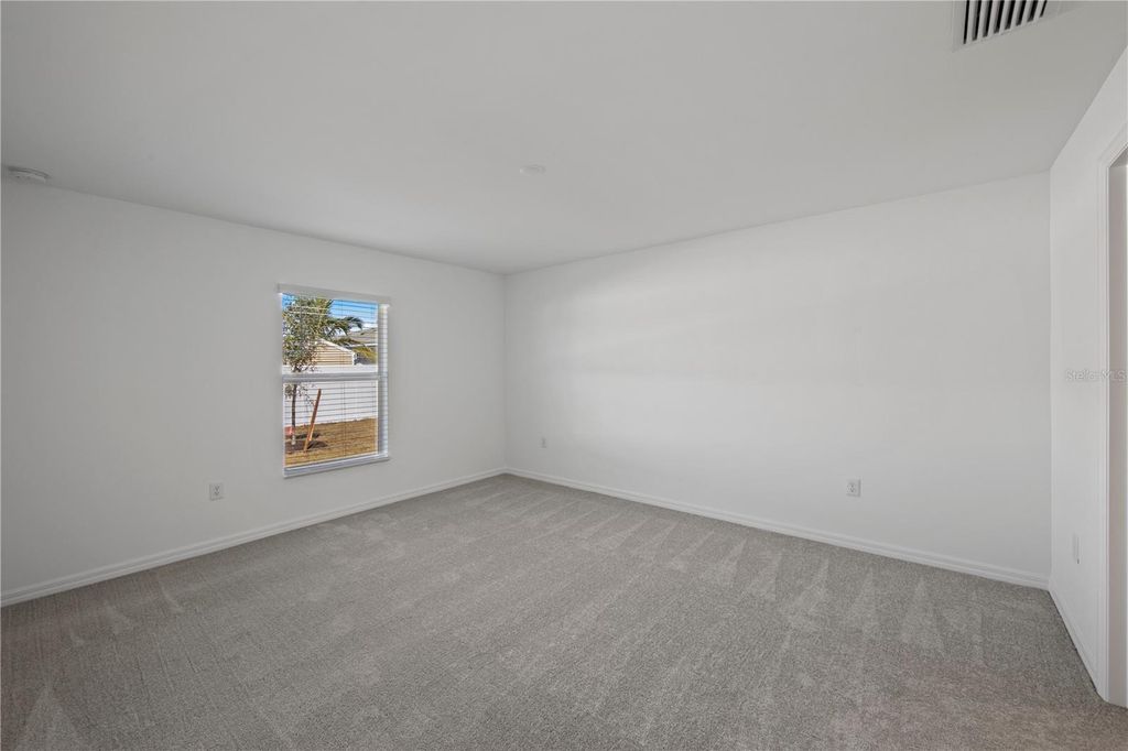 Image 20 of property listing at 125 HERCULES DRIVE, Rotonda West, FL 33947