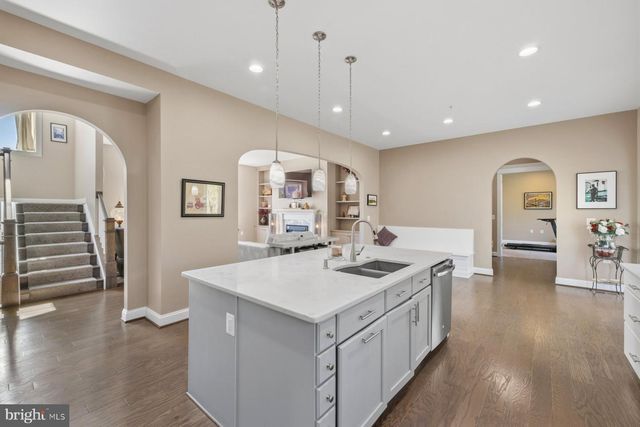 2926 MILL ISLAND PKWY, Frederick, MD 21701