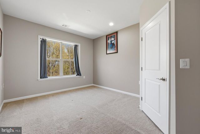 2926 MILL ISLAND PKWY, Frederick, MD 21701